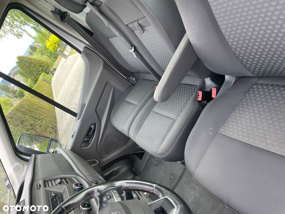 Ford Transit - 19