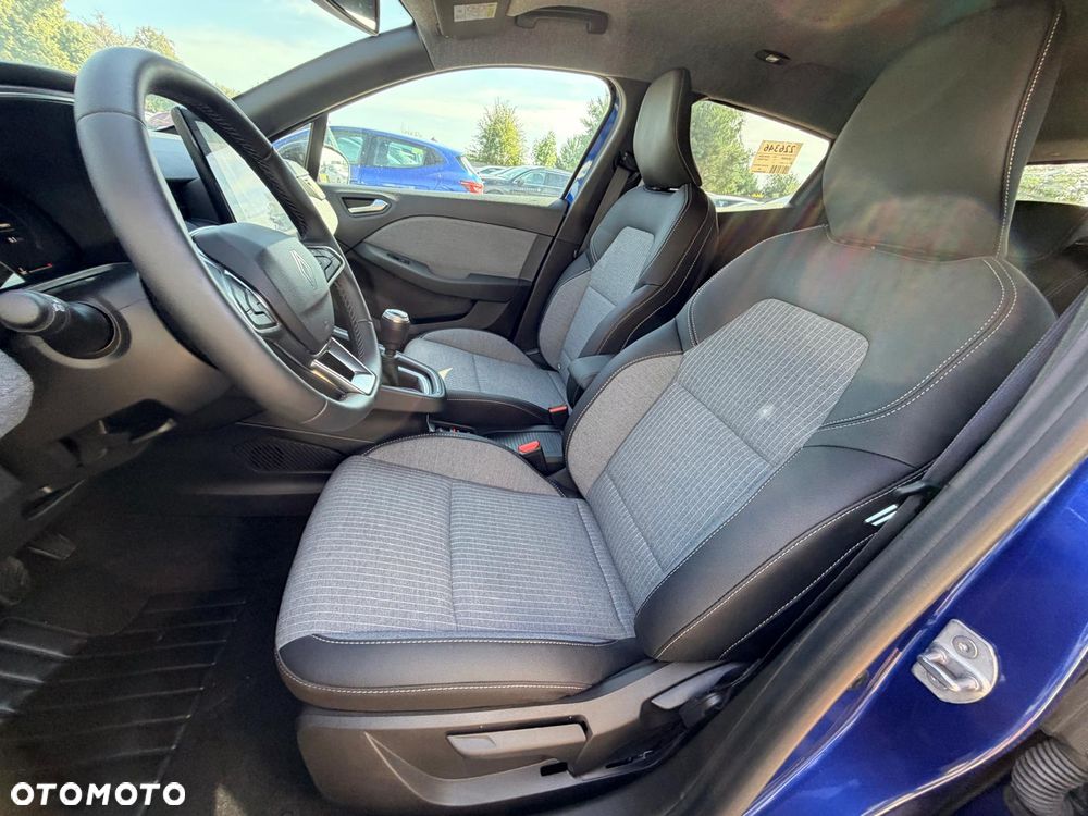 Renault Clio TCe 90 EVOLUTION - 21