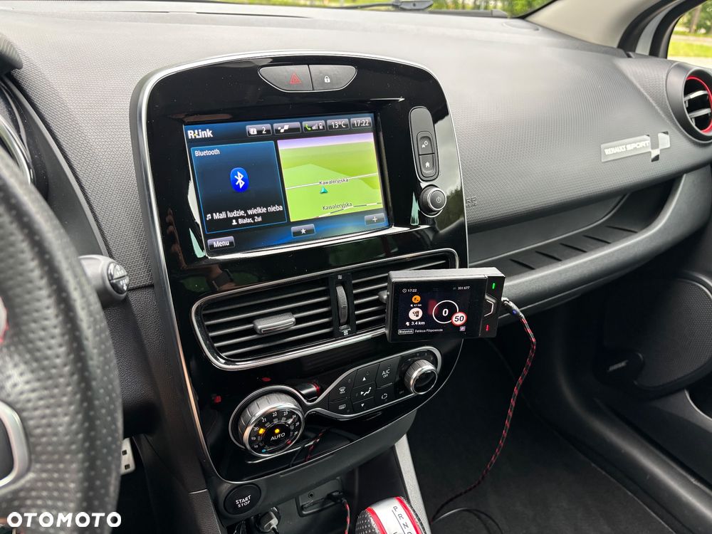 Renault Clio 1.6 R.S 220 EDC - 12