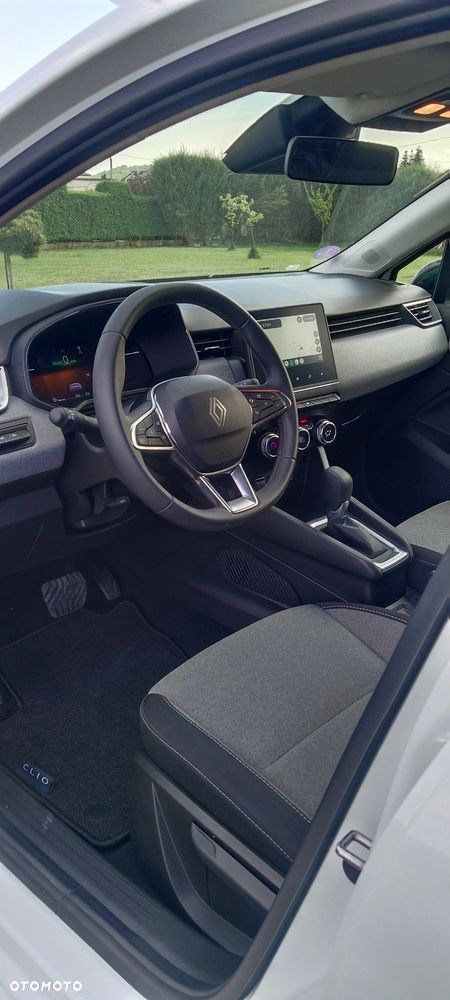 Renault Clio 1.6 E-TECH Equilibre - 8