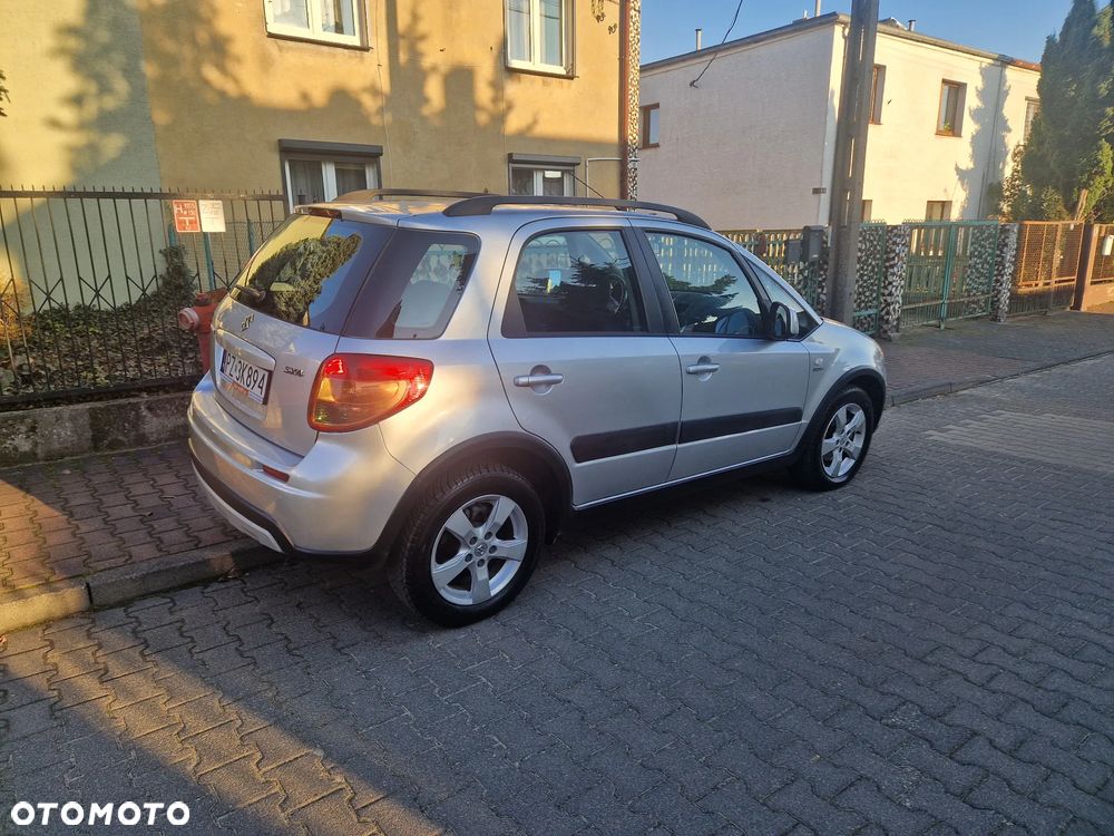 Suzuki SX4 2.0 DDiS Premium 4WD - 1