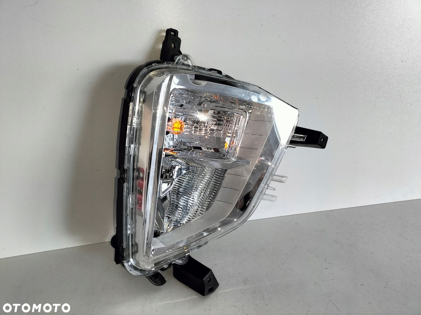 Halogen lampa prawy MITSUBISHI ECLIPSE CROSS 17- - 3