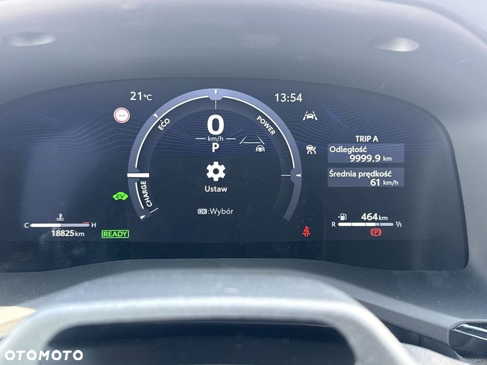 Toyota Camry - 13