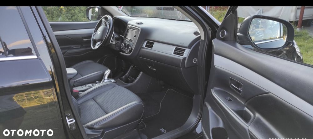 Mitsubishi Outlander Instyle NAVI - 6