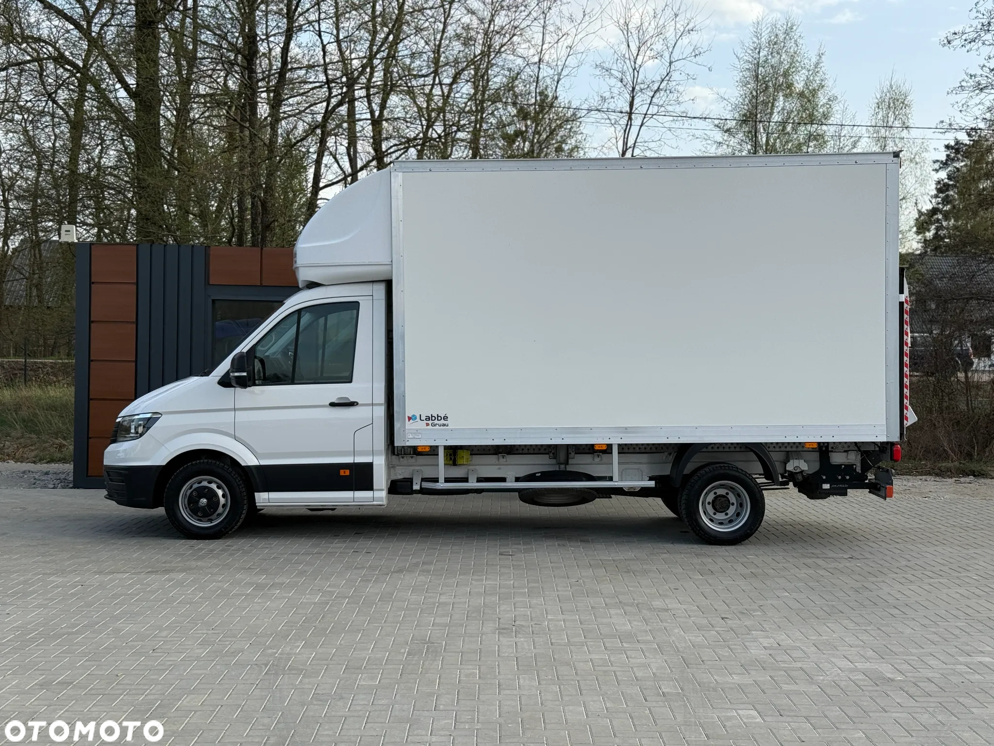 Volkswagen Crafter 2.0 177KM / 12.2021 / 51.850KM / Kontener 8EP + Drzwi Boczne / Winda 750KG / ZAREJESTROWANY - 13