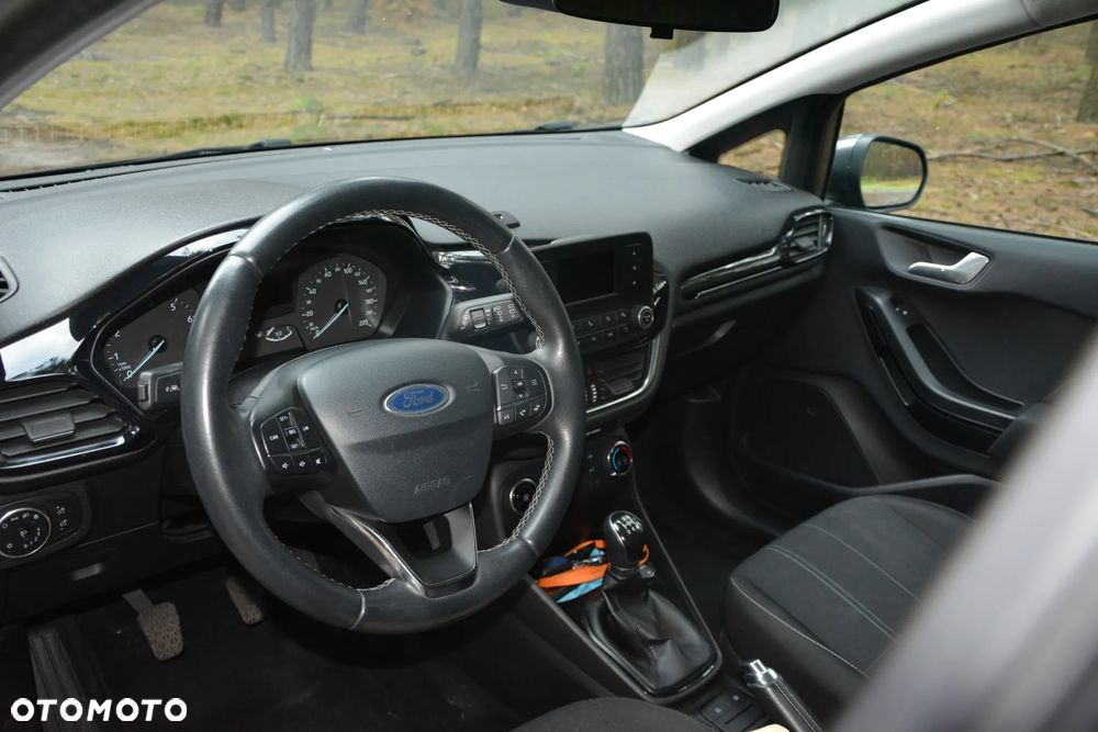Ford Fiesta 1.1 Trend - 6