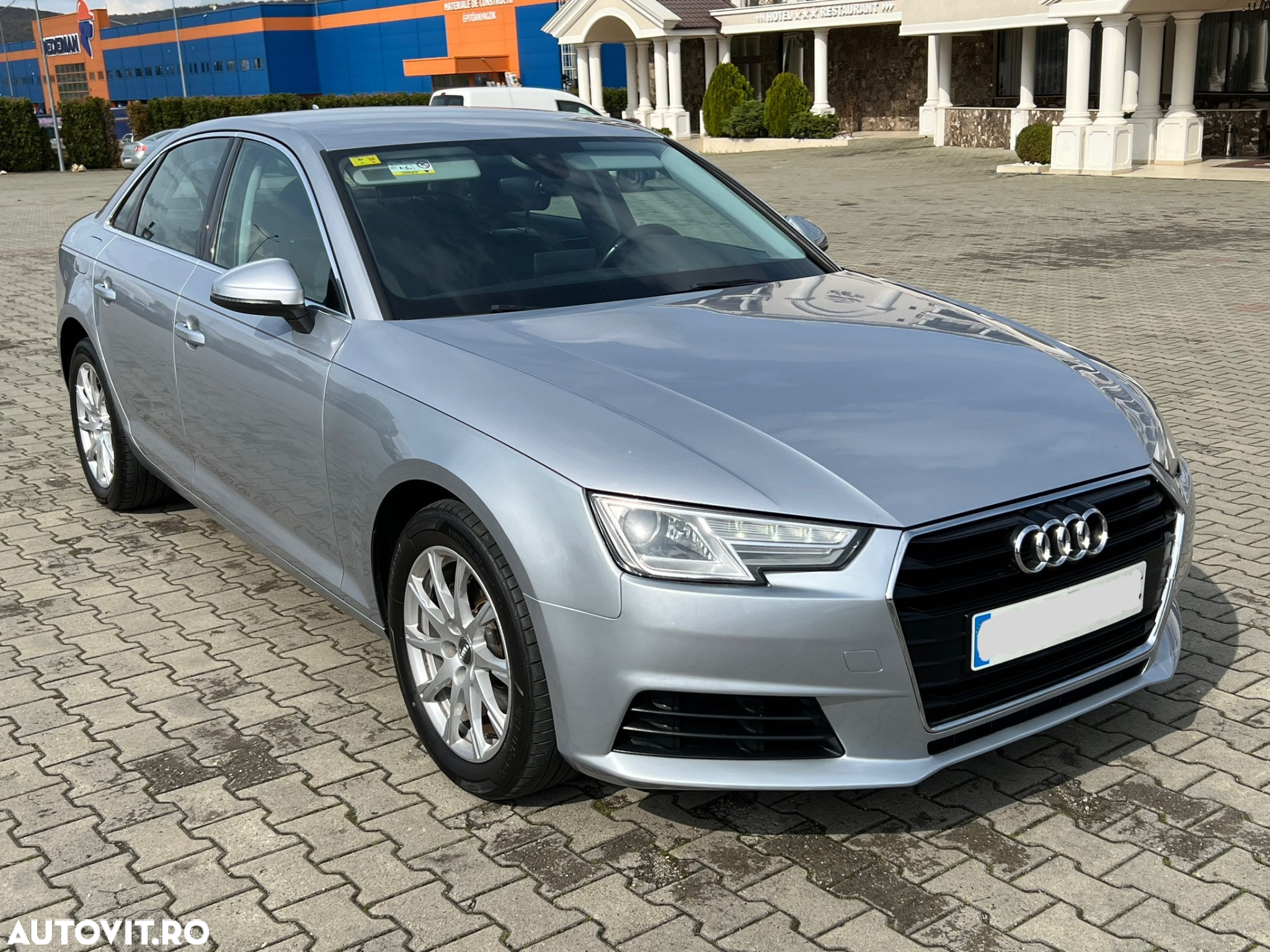 Audi A4 2.0 TDI DPF multitronic Ambiente - 18