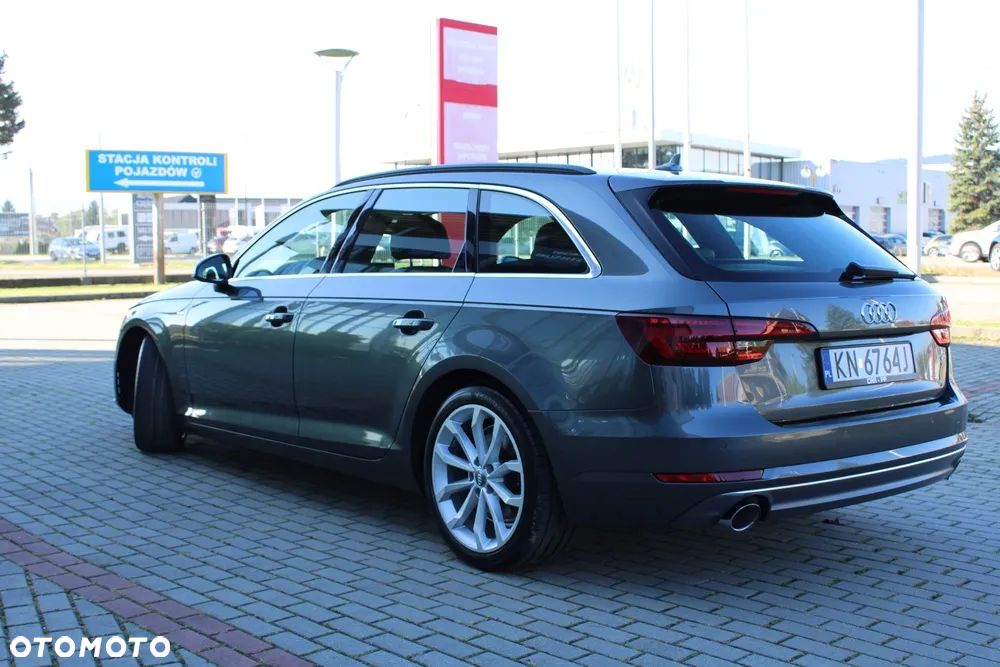 Audi A4 Avant 40 TFSI Sport - 10