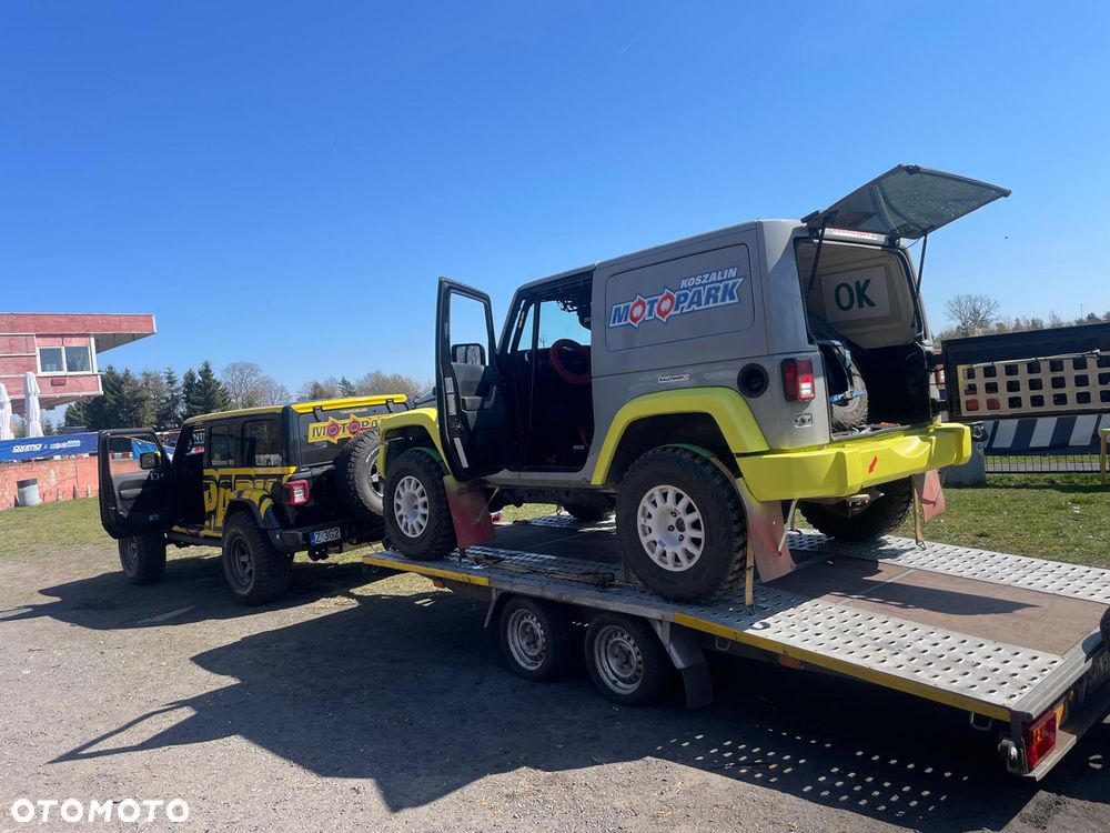 Jeep Wrangler - 5