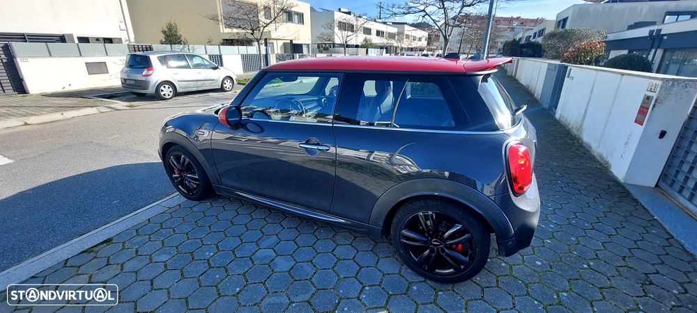 MINI 3 Portas John Cooper Works Auto Desportiva - 16