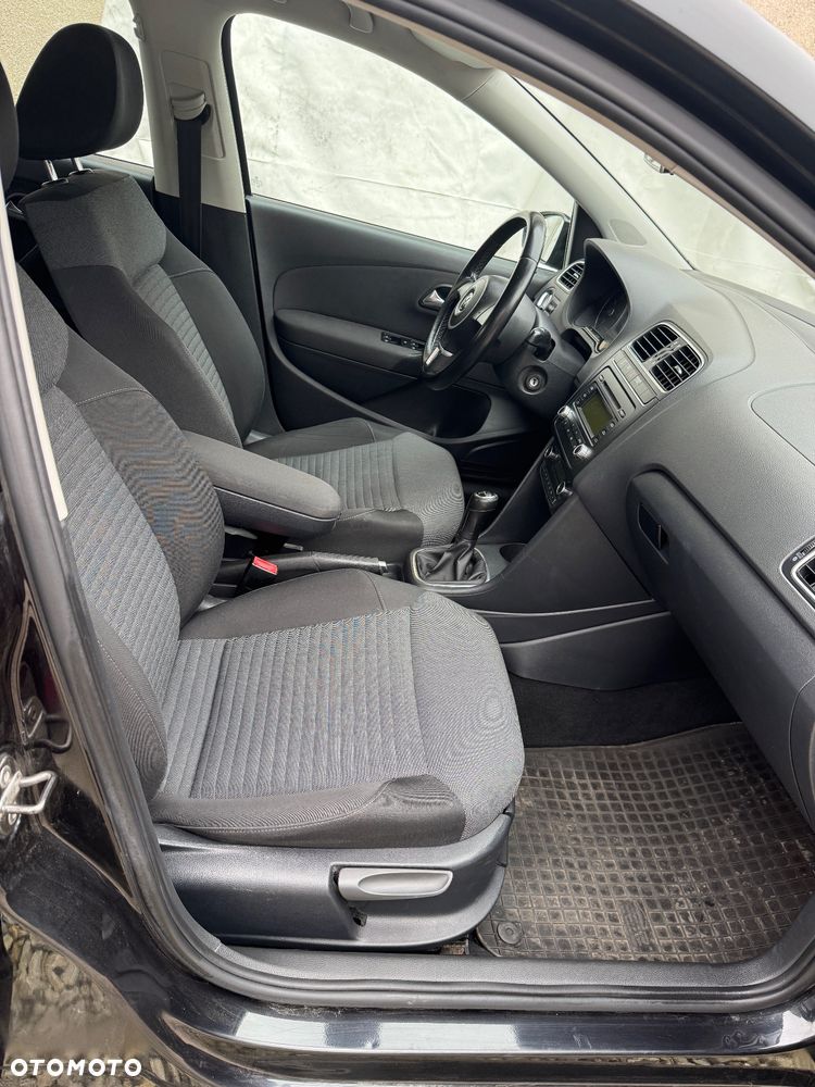 Volkswagen Polo - 9