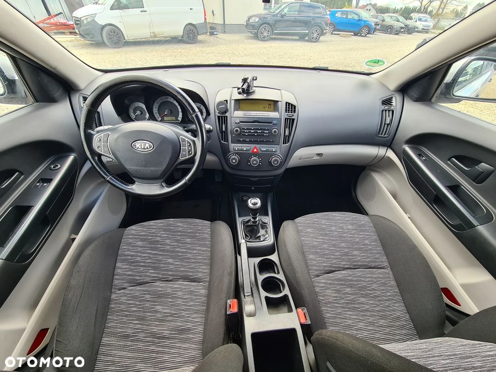 Kia Ceed 1.4 M - 14