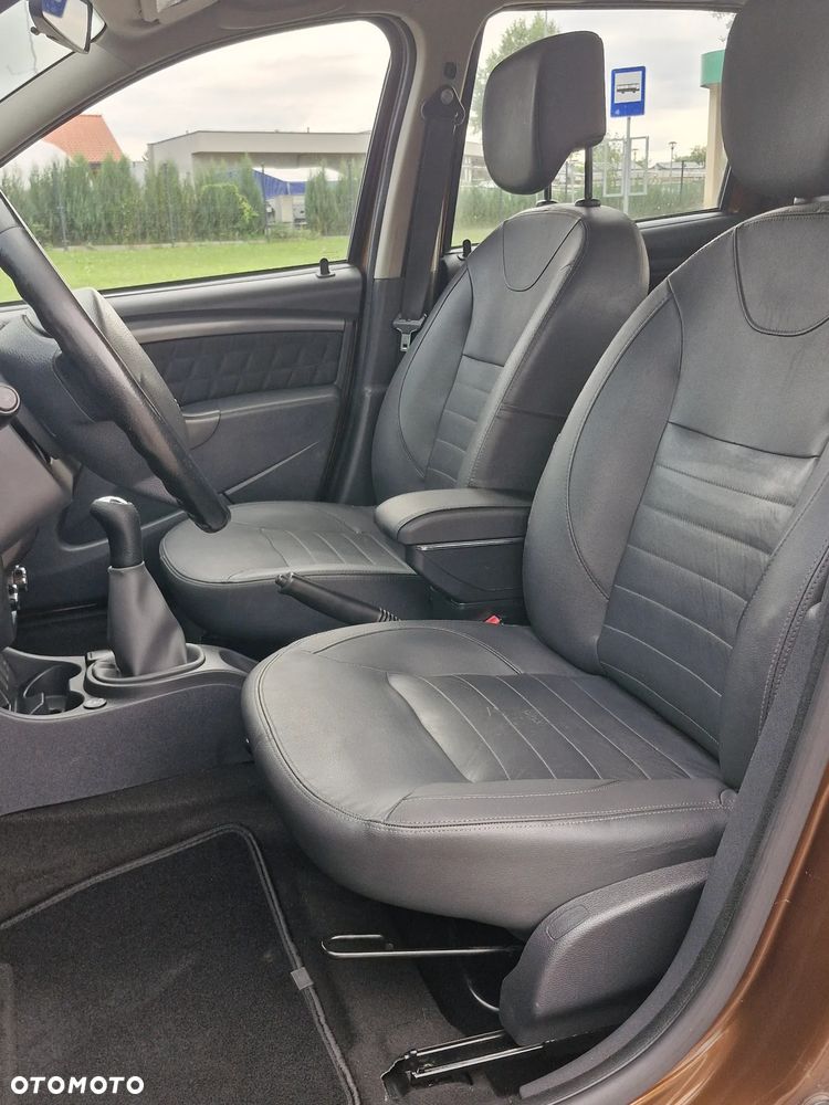 Dacia Duster 1.6 16V 4x2 Destination - 18