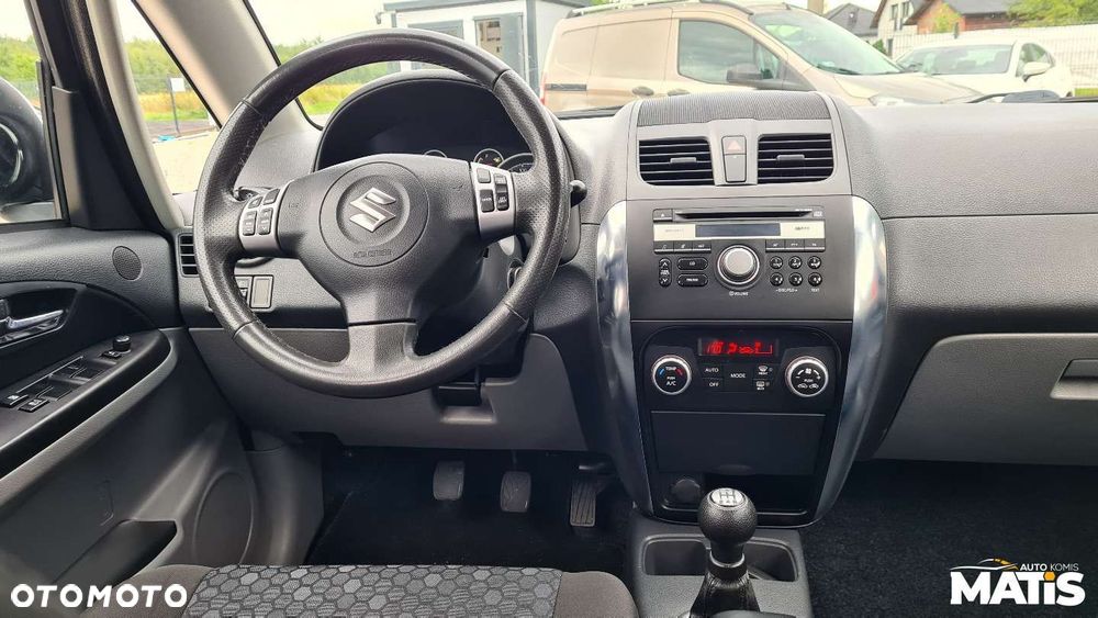 Suzuki SX4 - 29