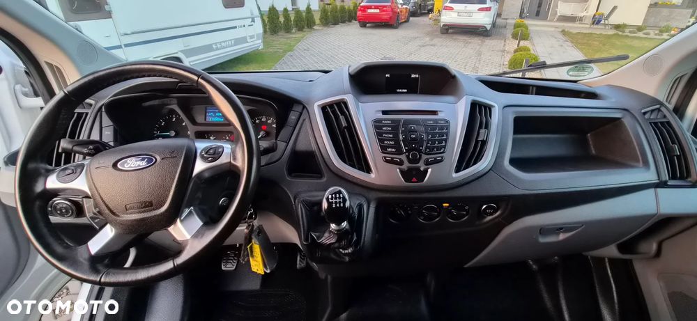 Ford Transit L2H2 2.0d Kamera Podgrzewane siedzen Stan Idealnyia - 7