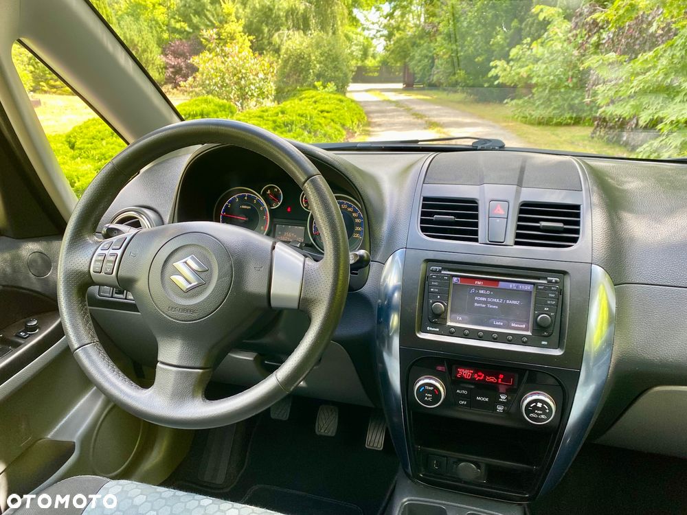 Suzuki SX4 1.6 VVT Streetline 4x2 Club - 21