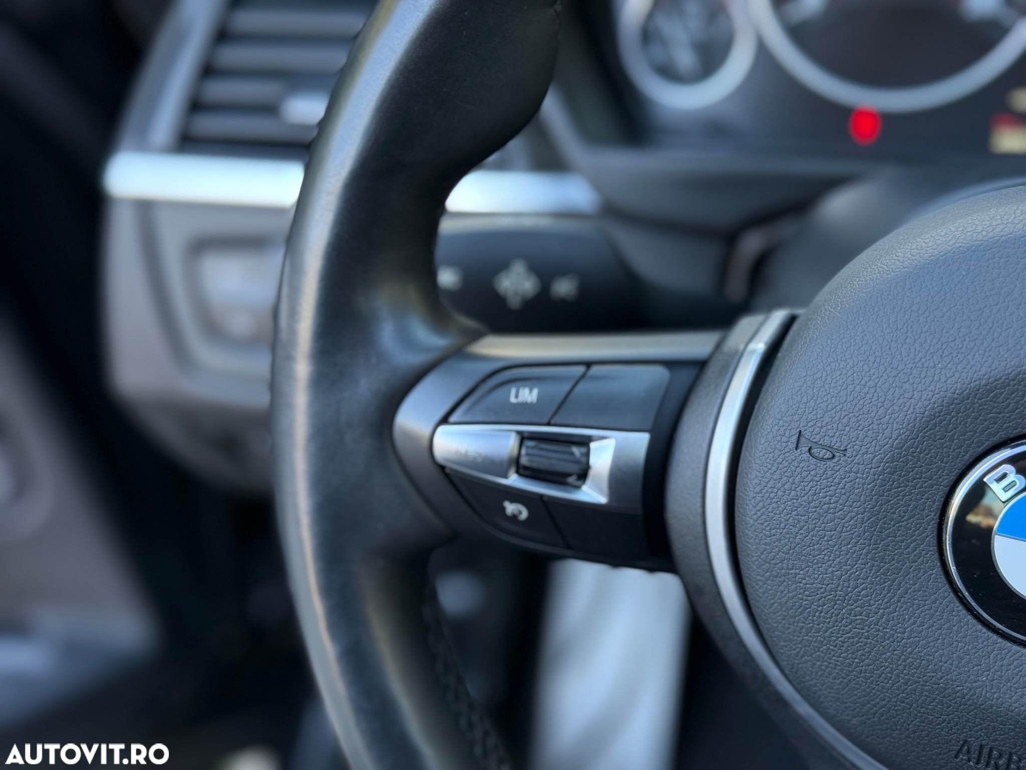 BMW Seria 3 320d GT Aut. - 25