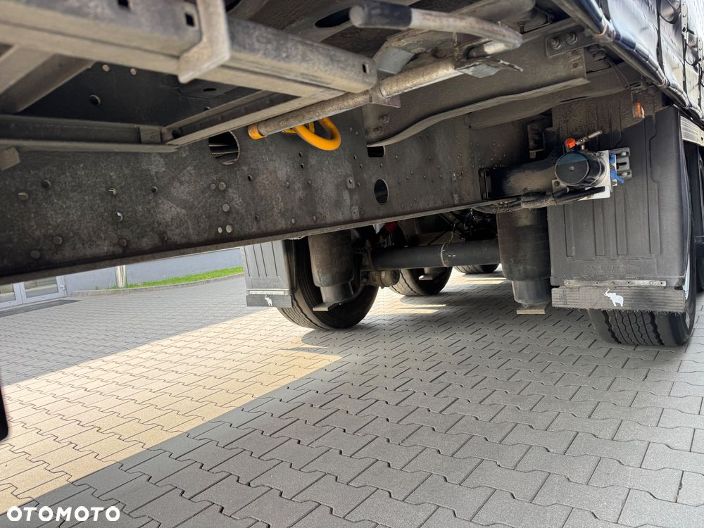 Schmitz Cargobull FIRANKA VARIOS mały przebieg Import Francja - 12