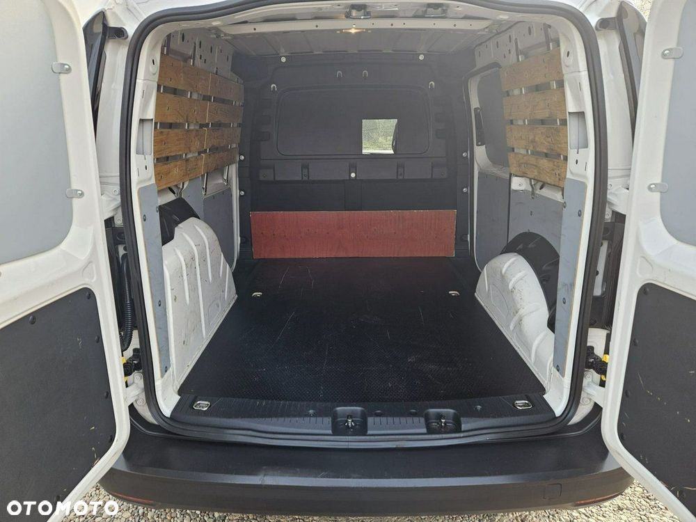 Volkswagen Caddy - 12