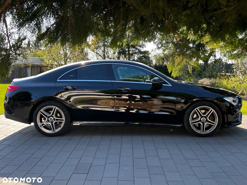 Mercedes-Benz CLA 220 d AMG Line 8G-DCT - 33