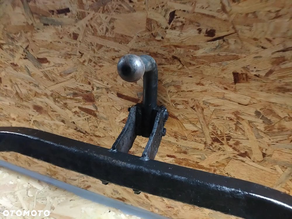 HAK HOLOWNICZY SEAT CORDOBA 6L 02-10 ŚRUBY - 3