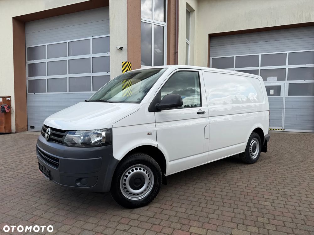 Volkswagen Transporter T5 Warsztat L1H1 - 3