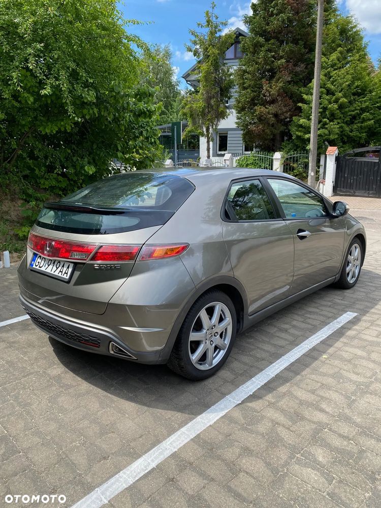Honda Civic 1.8 Comfort - 4