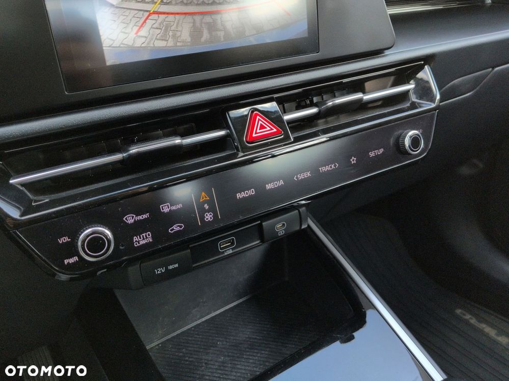 Kia Niro 1.6 GDI Hybrid M - 13
