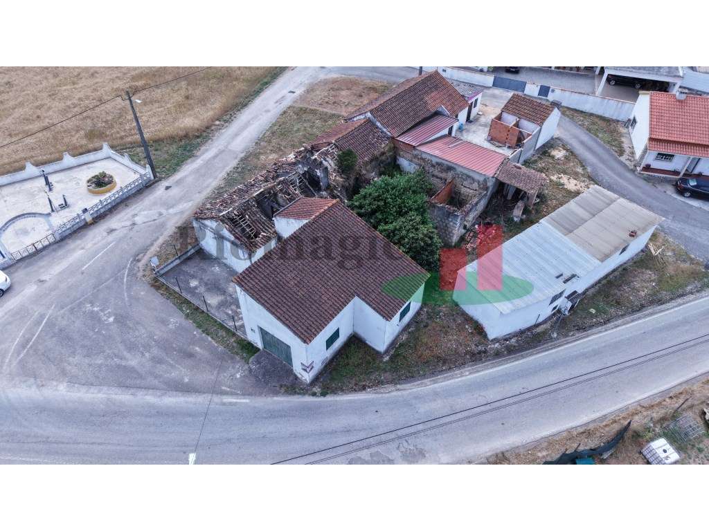 Moradia com Projeto T2 Malaqueijo***RIOMAGIC*** - Grande imagem: 3/37