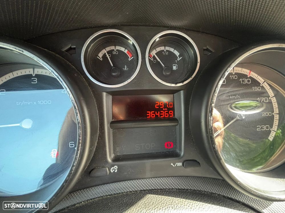 Peugeot 308 1.6 HDi Executive - 10