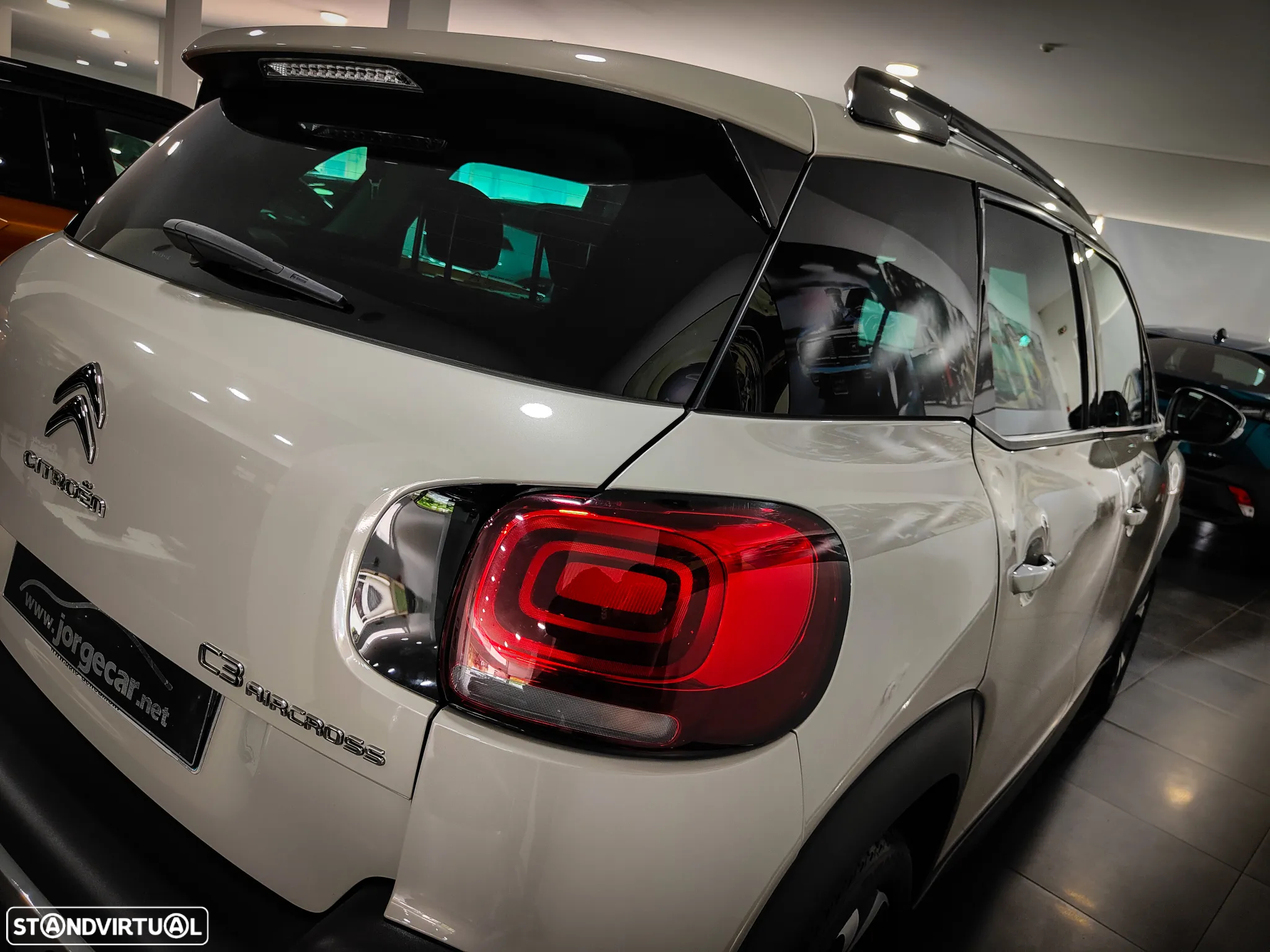 Citroën C3 Aircross 1.2 PureTech Shine EAT6 - 18