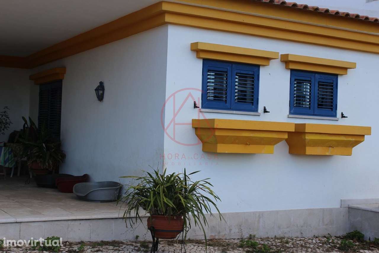 Quinta Moradia T6 inserida em lote com 13.630 m2 em Alhos Vedros – M - Grande imagem: 3/39