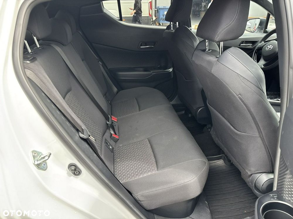 Toyota C-HR 1.8 Hybrid GPF Style - 17