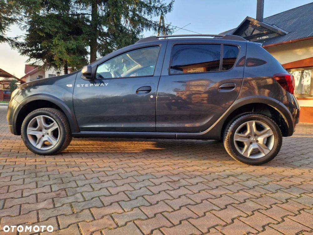 Dacia Sandero Stepway 0.9 TCe Laureate S&S EU6 - 4
