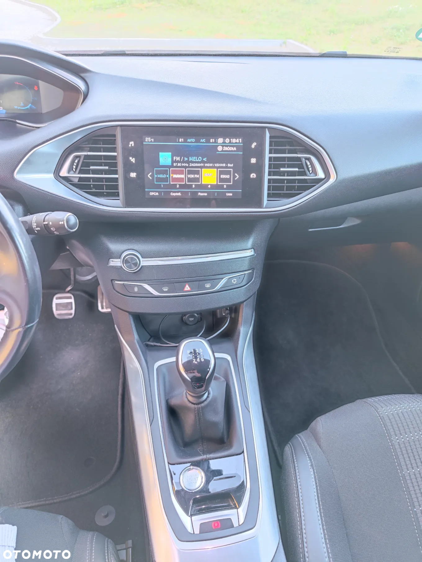 Peugeot 308 1.5 BlueHDi Allure Pack S&S - 19