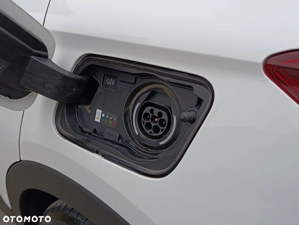 Opel Grandland X Plug-in-Hybrid4 1.6 DI Start/Stop INNOVATION - 38