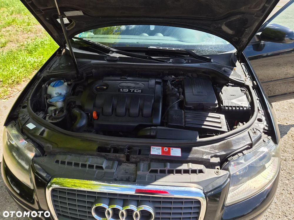 Audi A3 Sportback 1.9 TDI DPF Ambiente - 8