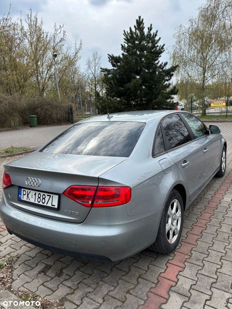 Audi A4 Limousine - 6