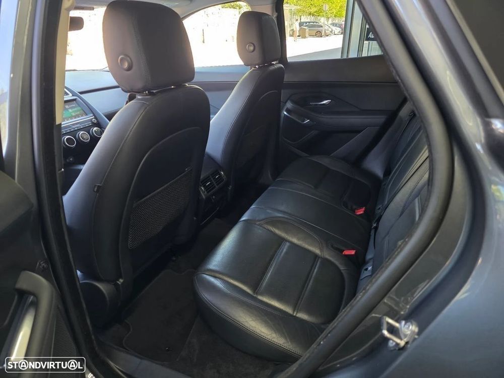 Jaguar E-Pace 2.0 i4D R-Dynamic S - 14