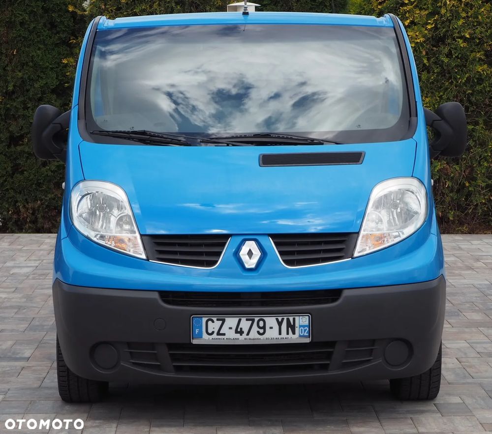 Renault TRAFIC - 9