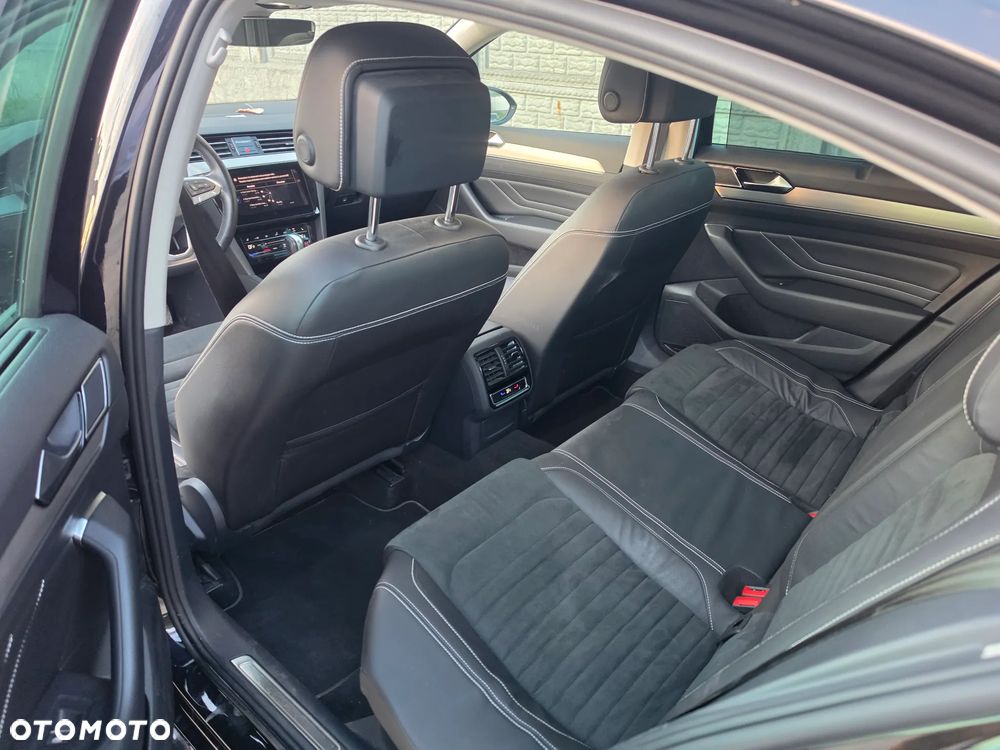 Volkswagen Passat 2.0 TDI SCR Highline DSG - 18