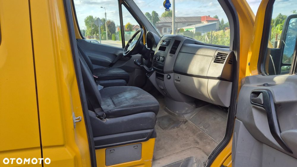 Mercedes-Benz SPRINTER - 10
