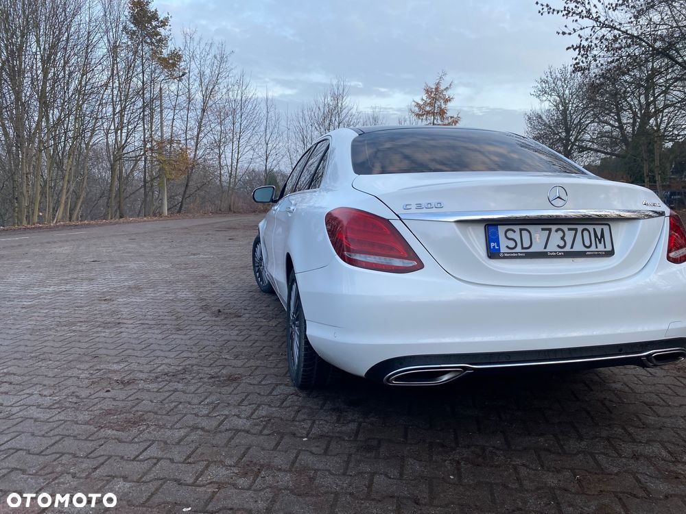 Mercedes-Benz Klasa C 300 7G-TRONIC Exclusive - 8