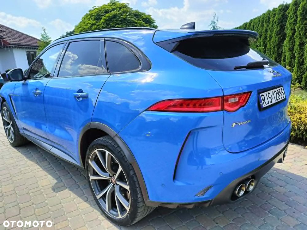 Jaguar F-Pace P550 AWD SVR - 4