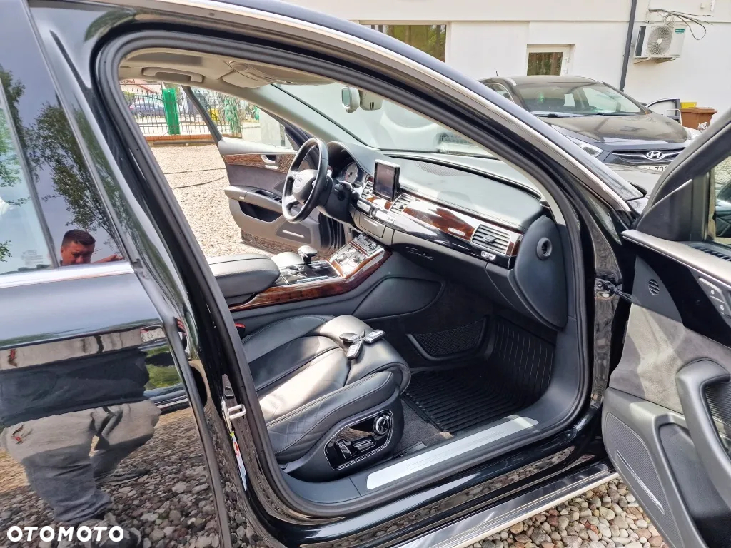 Audi A8 - 14