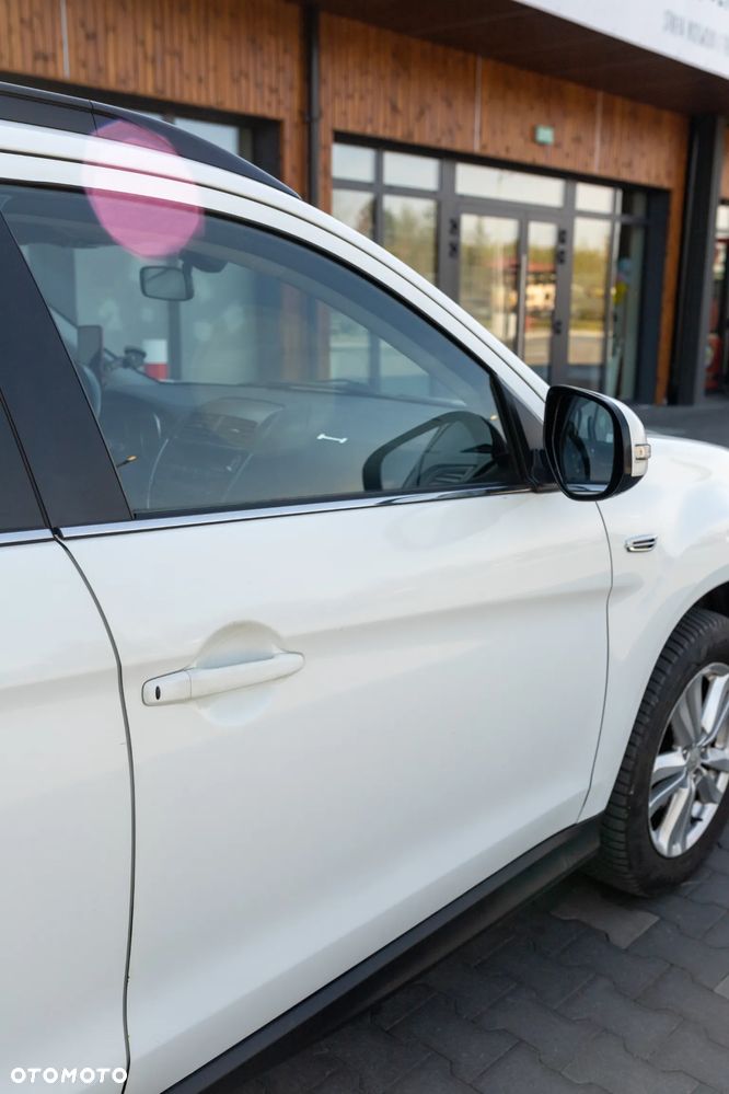 Mitsubishi ASX 1.8 DID Instyle 4WD AS&G - 22