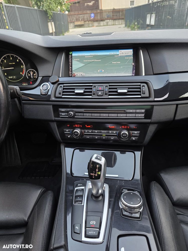 BMW Seria 5 520d AT - 9