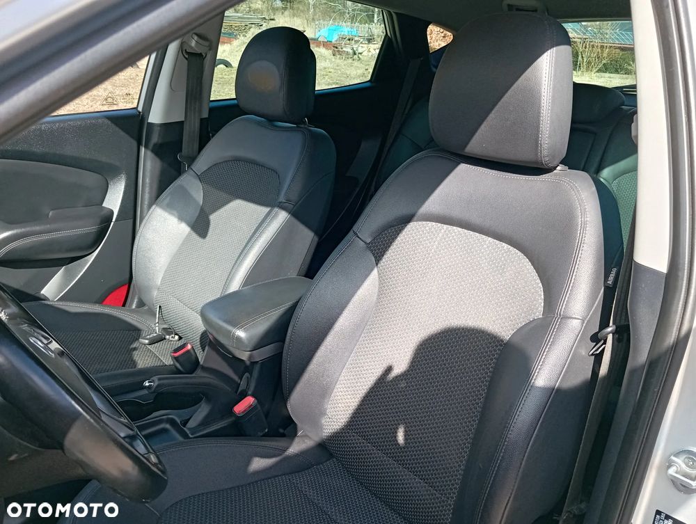 Hyundai ix35 1.7 CRDi Premium 2WD - 6