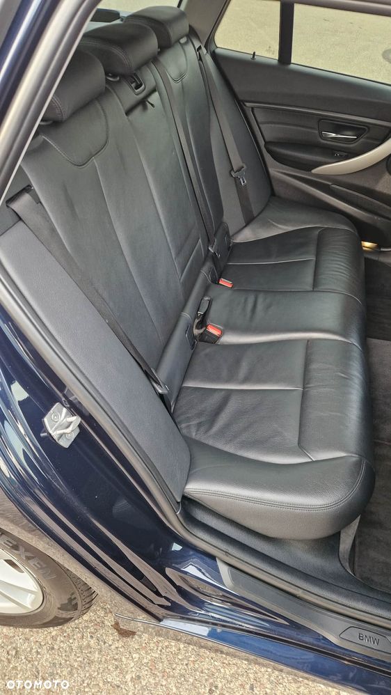 BMW Seria 3 320d Efficient Dynamic Edition - 18