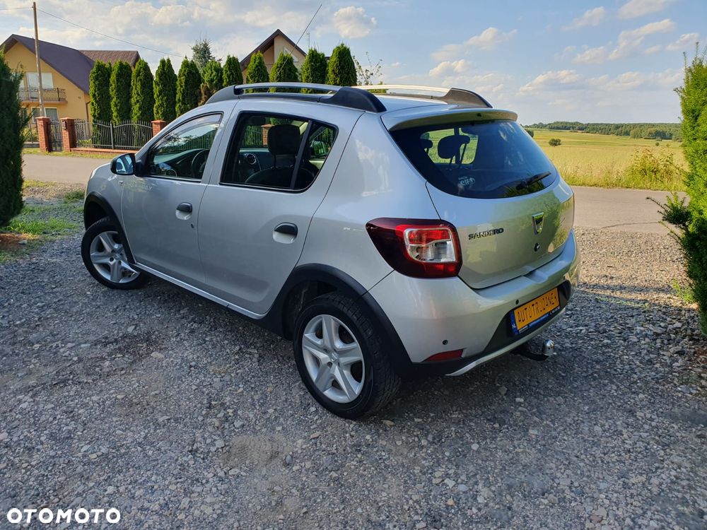 Dacia Sandero 0.9 TCe Laureate - 4